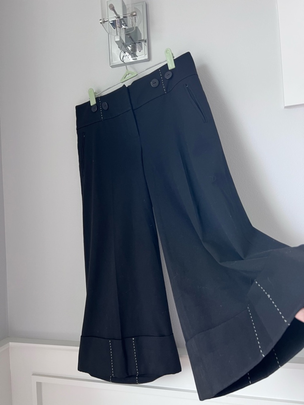Women’s Black super wide cropped pants pants size 6 - Picture 2 of 13